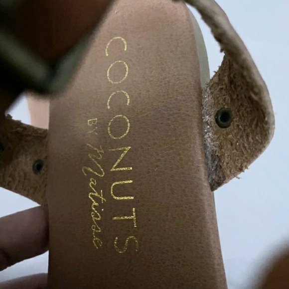 Coconuts by Matisse Brown Leather Slingback Sandal Metal Rivets Women's 7.5 M - Picture 10 of 11